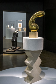 France, Paris, Les Halles district, the Pompidou Center also called Beaubourg, National Museum of Modern Art (MNAM), Brancusi retrospective exhibition, Princess X, 1915-1916, polished bronze on base