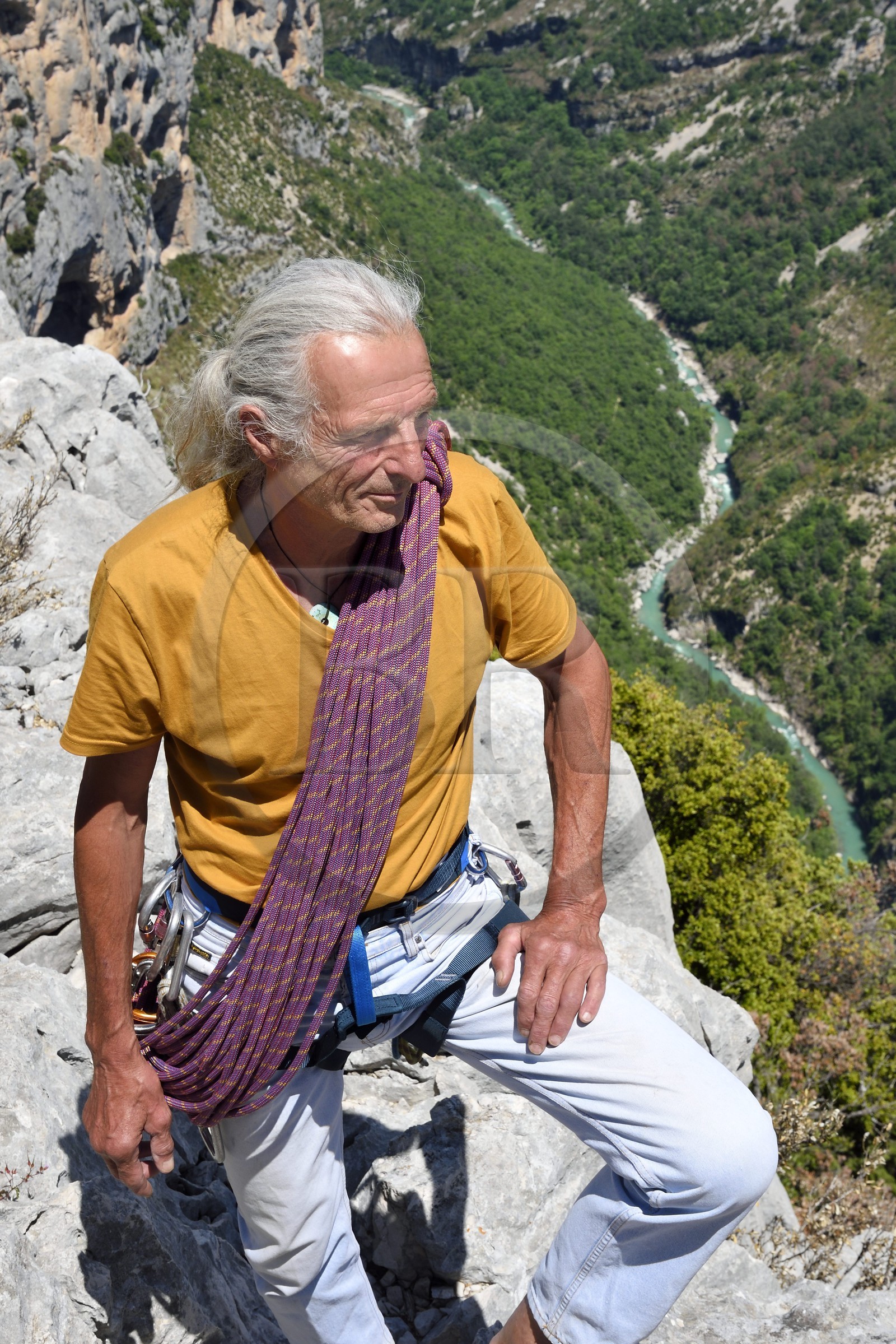 France, Alpes-de-Haute-Provence (04), Parc Naturel Régional du Verdon, Grand Canyon du Verdon, La-Palud-Sur-Verdon, point de vue de la Dent d’Aire, Bernard Gorgeon un des pionniers de la grimpe dans le massif