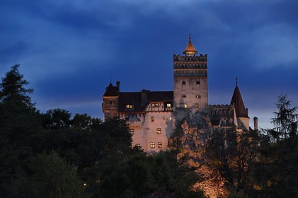 Roumanie, Transylvanie, région de Brasov, chateau de Bran du XIIIème siècle associé dans la mémoire collective à Vlad III l'Empaleur et au personnage de Dracula qu'il a inspiré