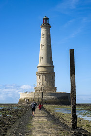 France, Gironde, Verdon sur Mer, rocky plateau of Cordouan at low tide, lighthouse of Cordouan, listed as World Heritage by UNESCO