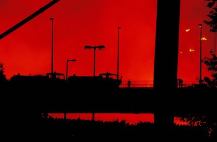 Hongrie, Budapest, Véhicules de pompiers sur un pont du Danube, Fête nationale du 20 août