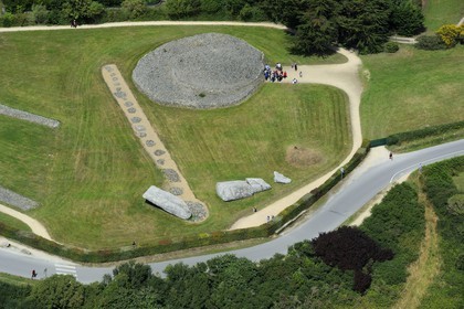 France, Morbihan, Gulf of Morbihan (Golfe du Morbihan), Locmariaquer, Er Grah menhir and Table des Marchands cairn (aerial view)