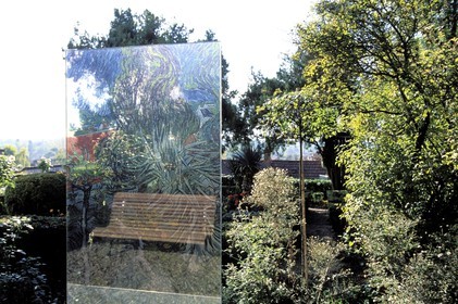 France, Val-d'Oise (95), parc naturel régional du Vexin français, Auvers-sur-Oise, reproduction de Van Gogh, jardin de la maison du docteur Gachet