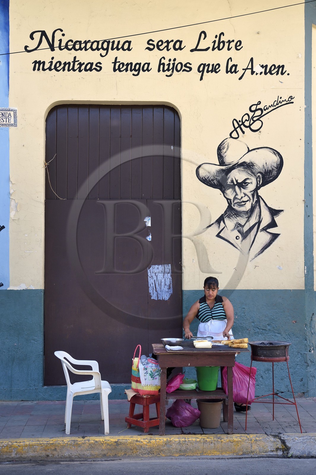 Nicaragua, Leon, fresques murales de la révolution sandiniste, citation du général Augusto César Sandino