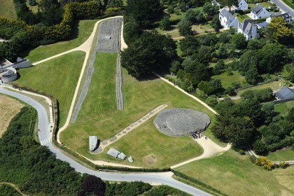 France, Morbihan, Gulf of Morbihan (Golfe du Morbihan),  Locmariaquer, Er Grah menhir and tumulus, and Table des Marchands cairn (aerial view)