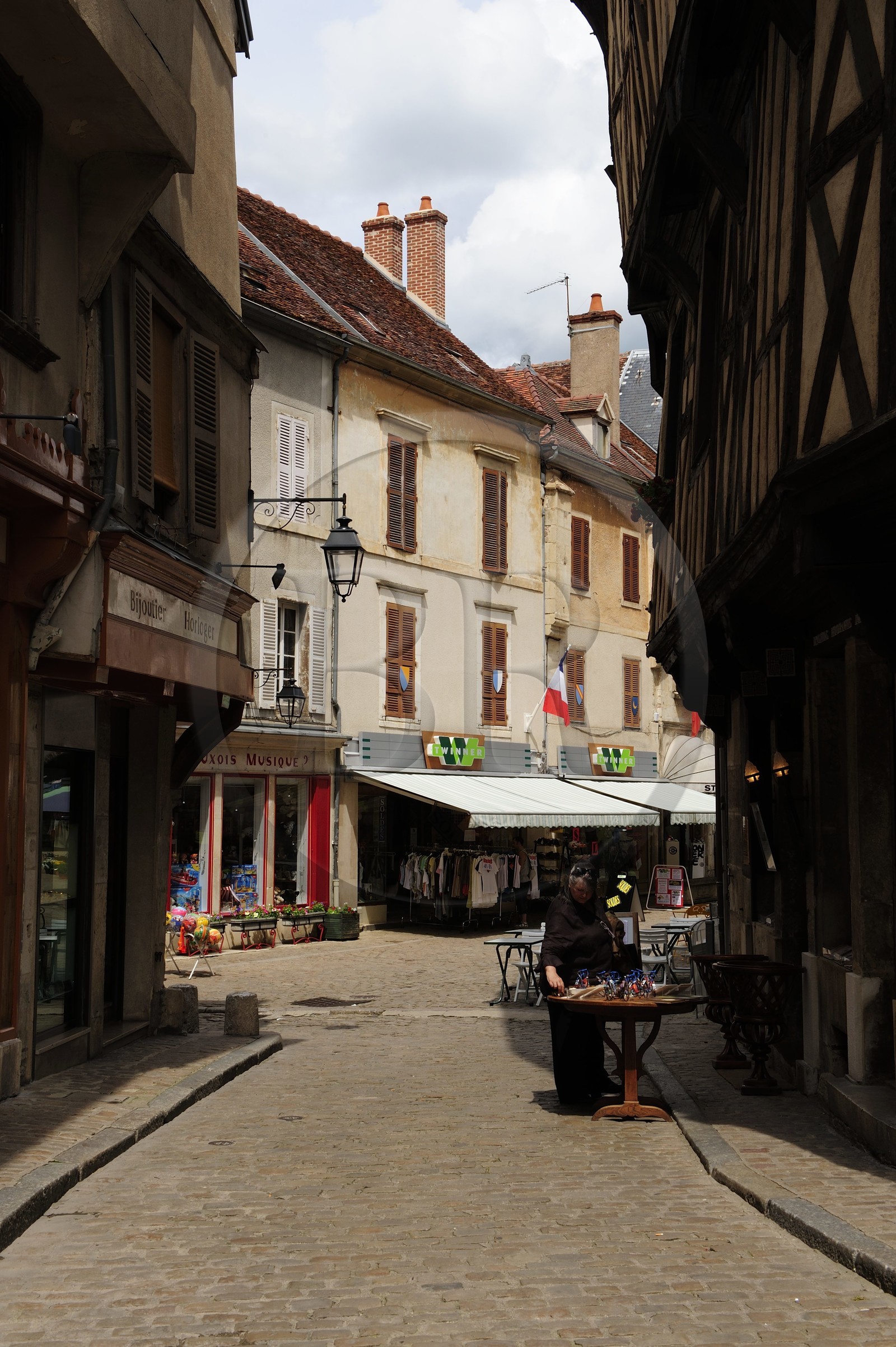 France, Côte d'Or (21), Semur-en-Auxois, rue Buffon