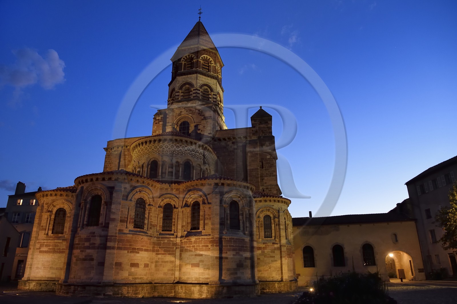 France, Haute Loire, Brioude, the Basilica of Saint-Julien de Brioude in Auvergne Romanesque style, the apse