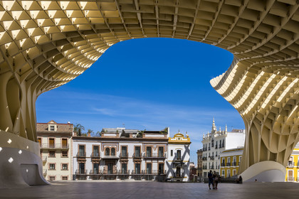 Espagne, Andalousie, Séville, Plaza de la Encarnacion - Plaza Mayor, Metropol Parasol ou Setas de Sevilla (construit en 2011) par l'architecte  Jurgen Mayer-Hermann