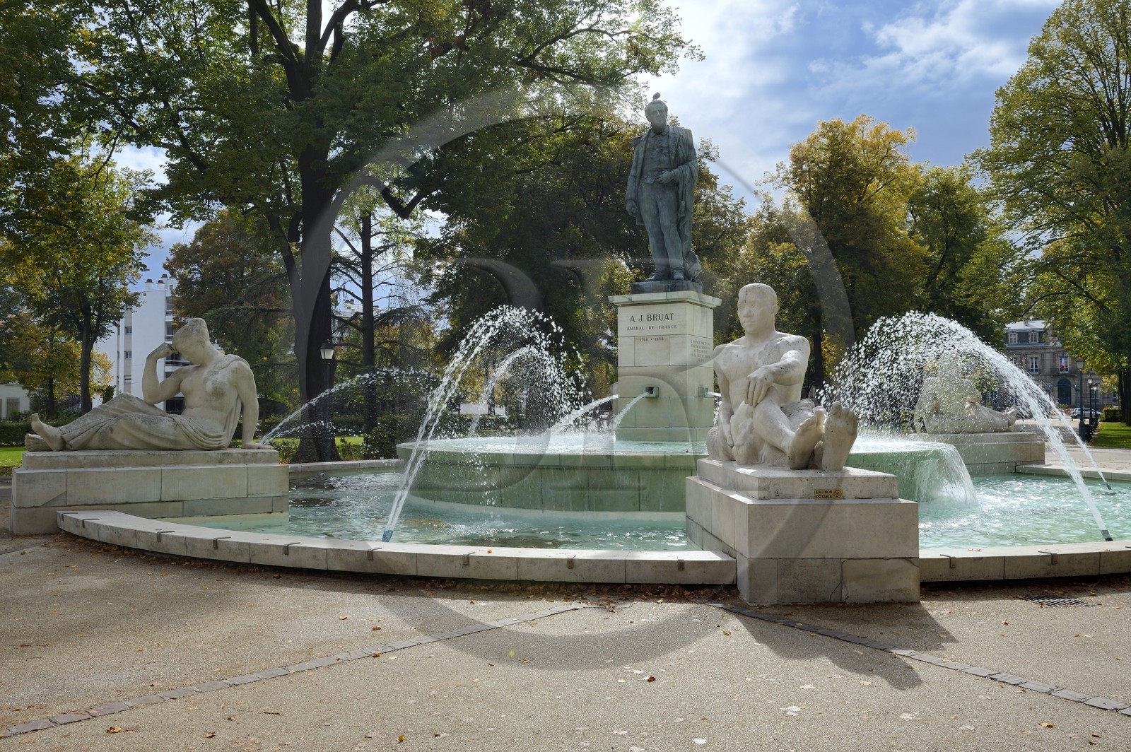 France, Haut-Rhin (68), Colmar, la Fontaine Bruat inaugurée en 1864 dans le parc du Champ de Mars, par Auguste Bartholdi