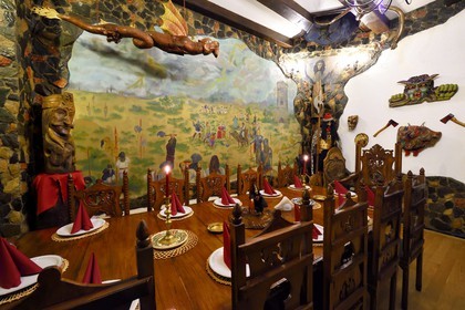 Romania, Transylvania, Cluj region, Turda, Hunter Prince Castle and Dracula hotel, Dracula fully themed restaurant