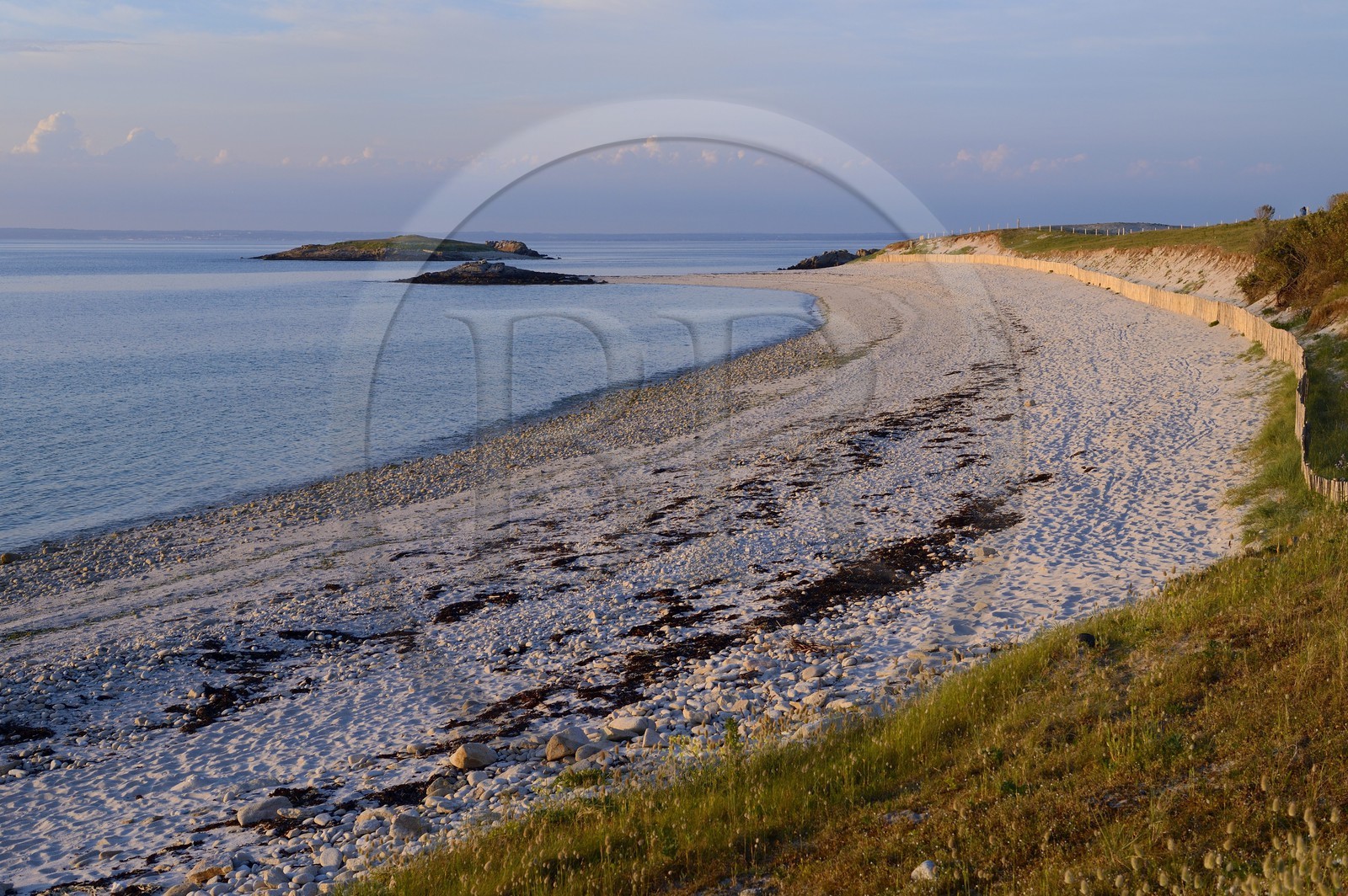France, Finistère (29), La Foret Fouesnant, archipel des Glénan, Ile Saint-Nicolas, la plage ouest France, Finistère (29), La Foret Fouesnant, archipel des Glénan, Ile Saint-Nicolas, la plage ouest