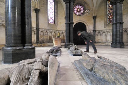 Royaume-Uni, Angleterre, Londres, Temple Church, gisants de 9 chevaliers de l'ordre des templiers à l’intérieur de la rotonde