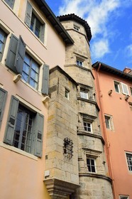 France, Haute-Loire (43), Le Puy-en-Velay, étape classée Patrimoine Mondial de l'UNESCO dans le cadre des chemins de Compostelle, Hotel des Laval d'Arlempdes dans la rue Vaneau