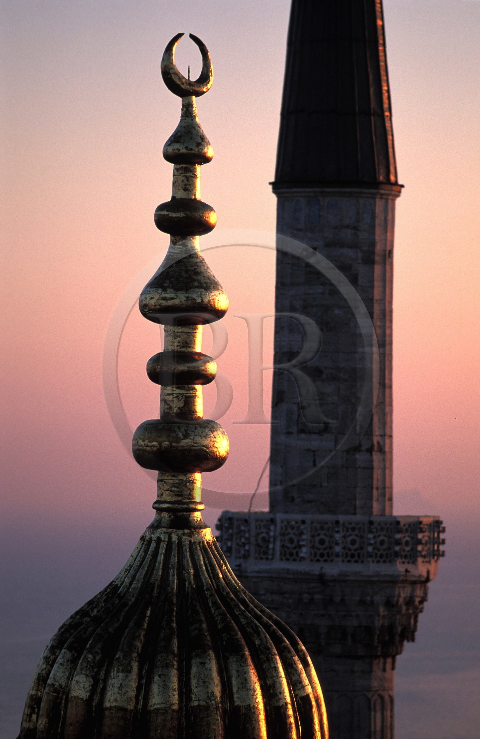 Turquie, Istanbul, centre historique classé Patrimoine Mondial de l'UNESCO, quartier de Sultanahmet, la mosquée Sultan Ahmet Camii (Mosquée Bleue)