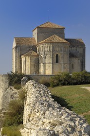 France, Charente-Maritime (17), Talmont-sur-Gironde, labelisé Les plus beaux Village de France, église Sainte-Radegonde