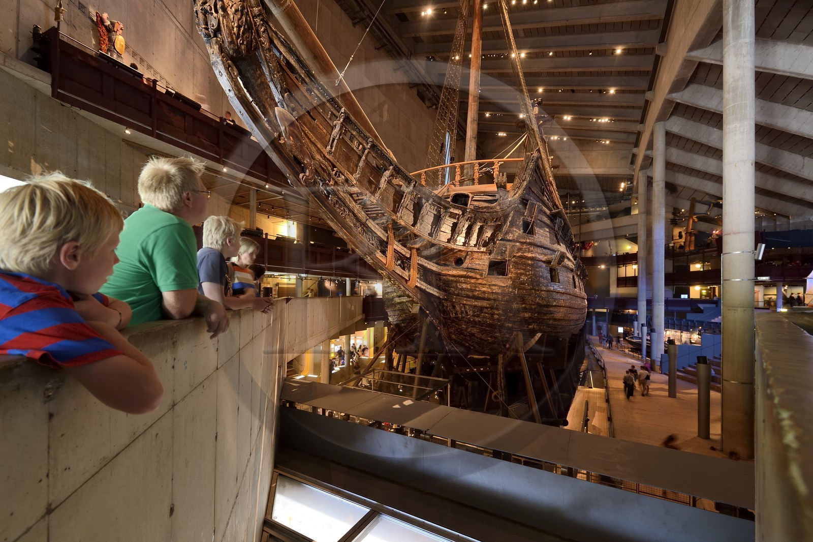 Suède, Stockholm, Djurgarden, le musée Vasa (Vasamuseet), le Vasa, navire du XVIIe siècle renfloué et rénové