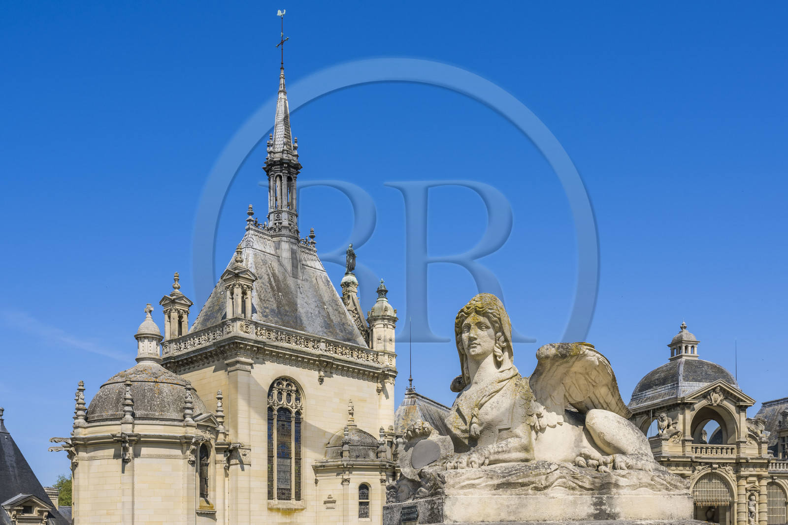 France, Oise (60), Chantilly, le chateau de Chantilly, le musée de Condé, la Chapelle et statue de Sphinge d'après Antoine Watrinelle