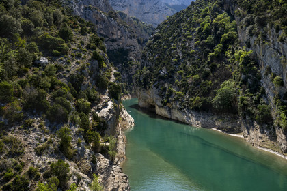 Var on the Left Bank and Alpes de Haute Provence on the Right Bank, Parc Naturel Regional du Verdon, the Verdon Gorge opening onto Lake St. Croix