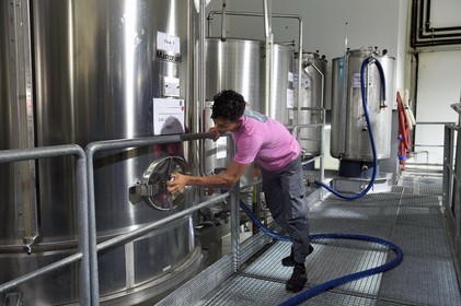 France, Ile de la Reunion, Saint Pierre, domaine de la distillerie Isautier, cuves de stockage