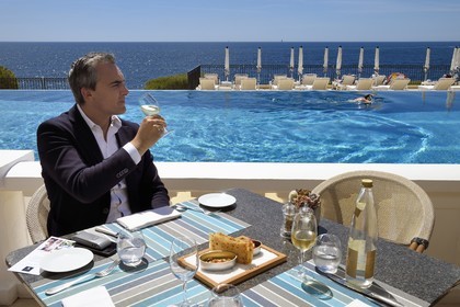France, Alpes Maritimes, Saint Jean Cap Ferrat, Grand-Hotel du Cap Ferrat, a 5 star palace from Four Seasons Hotel, the chic poolside Club Dauphin by the pool and facing the sea