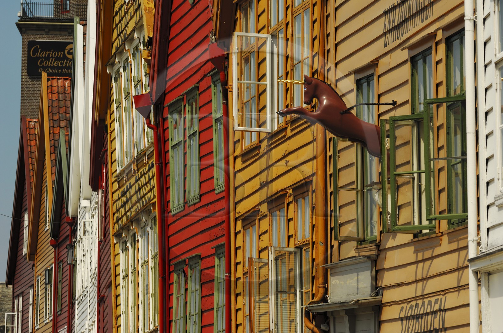 Norvège, comté de Hordaland, Bergen, maisons en bois du quartier de Bryggen, classé Patrimoine Mondial de l'UNESCO, ancien comptoir de la ligue hanséatique (la Hanse)