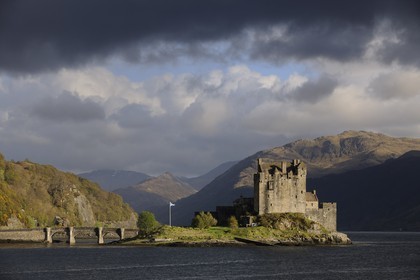 United Kingdom, Scotland, Highlands, Ross and Cromarty County, Eilean Donan Castle, castle at the start of Loch Duich