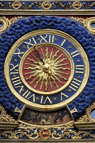 France, Seine-Maritime (76), Rouen, le Gros-Horloge, horloge astronomique avec un mécanisme du XIVe siècle et un cadran du XVIe siècle