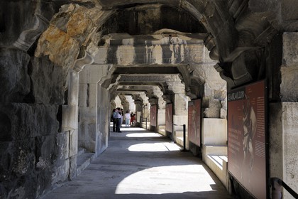France, Gard (30), Nimes, galerie des arènes