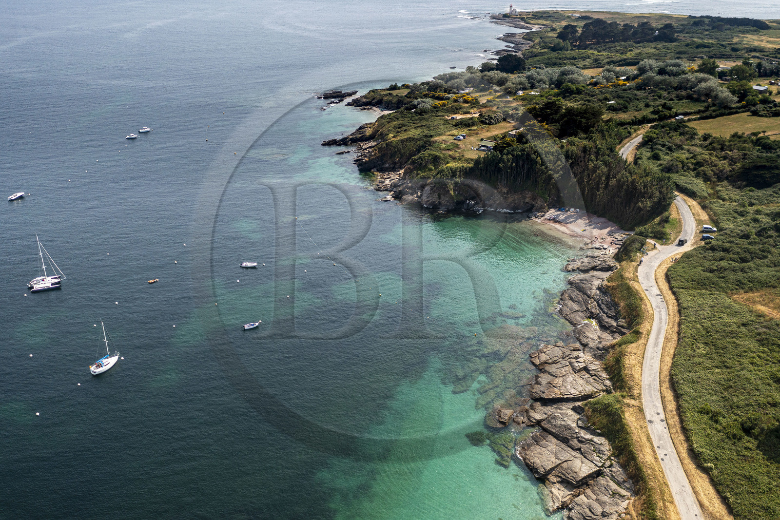 France, Morbihan (56), Ile de Groix, plage des Sables Rouges (vue aérienne) France, Morbihan (56), Ile de Groix, plage des Sables Rouges (vue aérienne)
