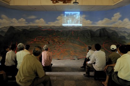 Vietnam, Hanoï, le musée de l'armée, maquette didactique de la bataille de Dien Bien Phu
