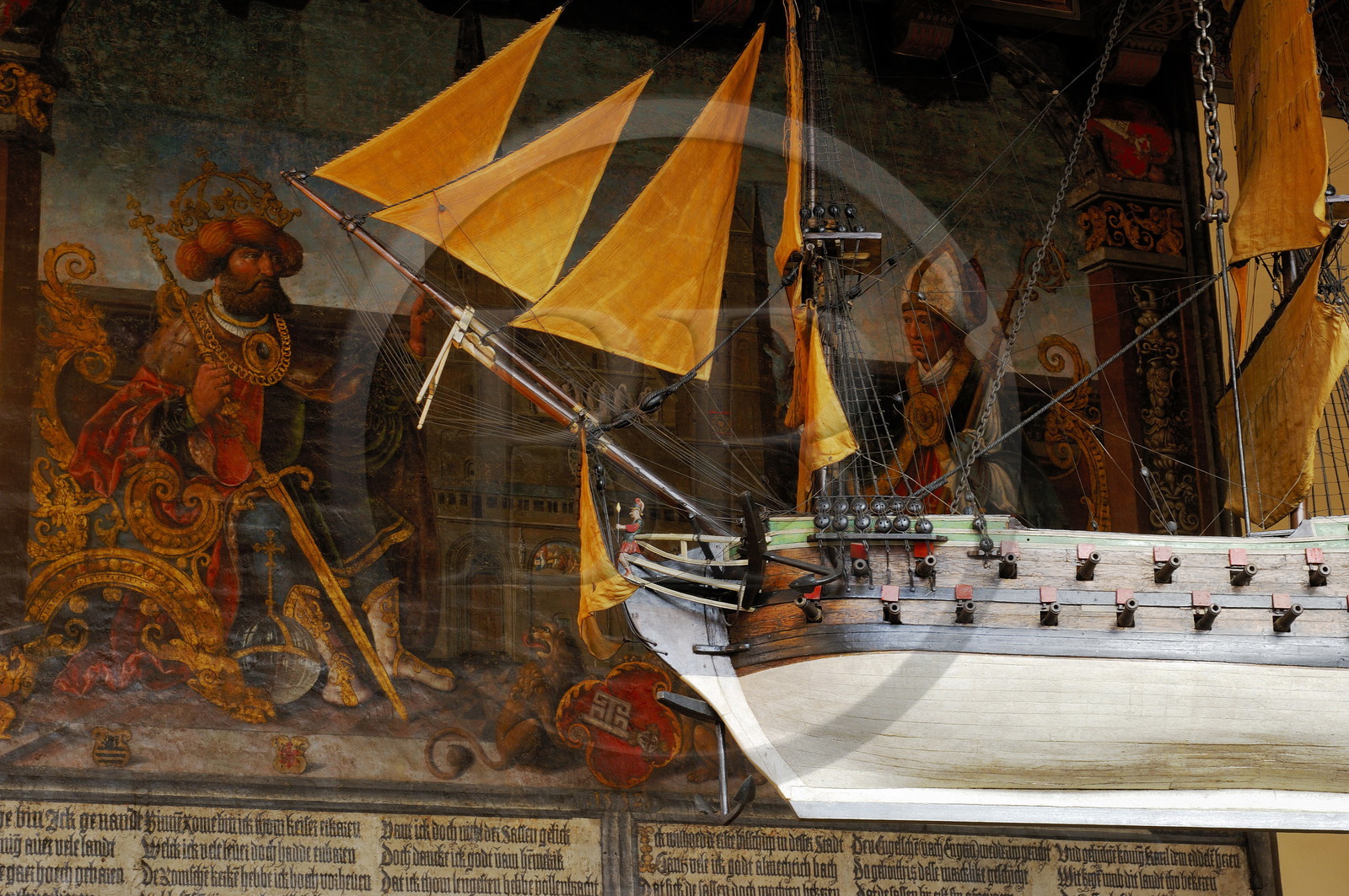Allemagne, Breme (Bremen), maquette de bateau et plafond la salle d'Honneur de l'Hotel de Ville (Rathaus)