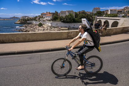 France, Bouches-du-Rhône (13), Marseille, quartier d'Endoume, la Corniche du Président John Fitzgerald Kennedy piétonne un dimanche par mois