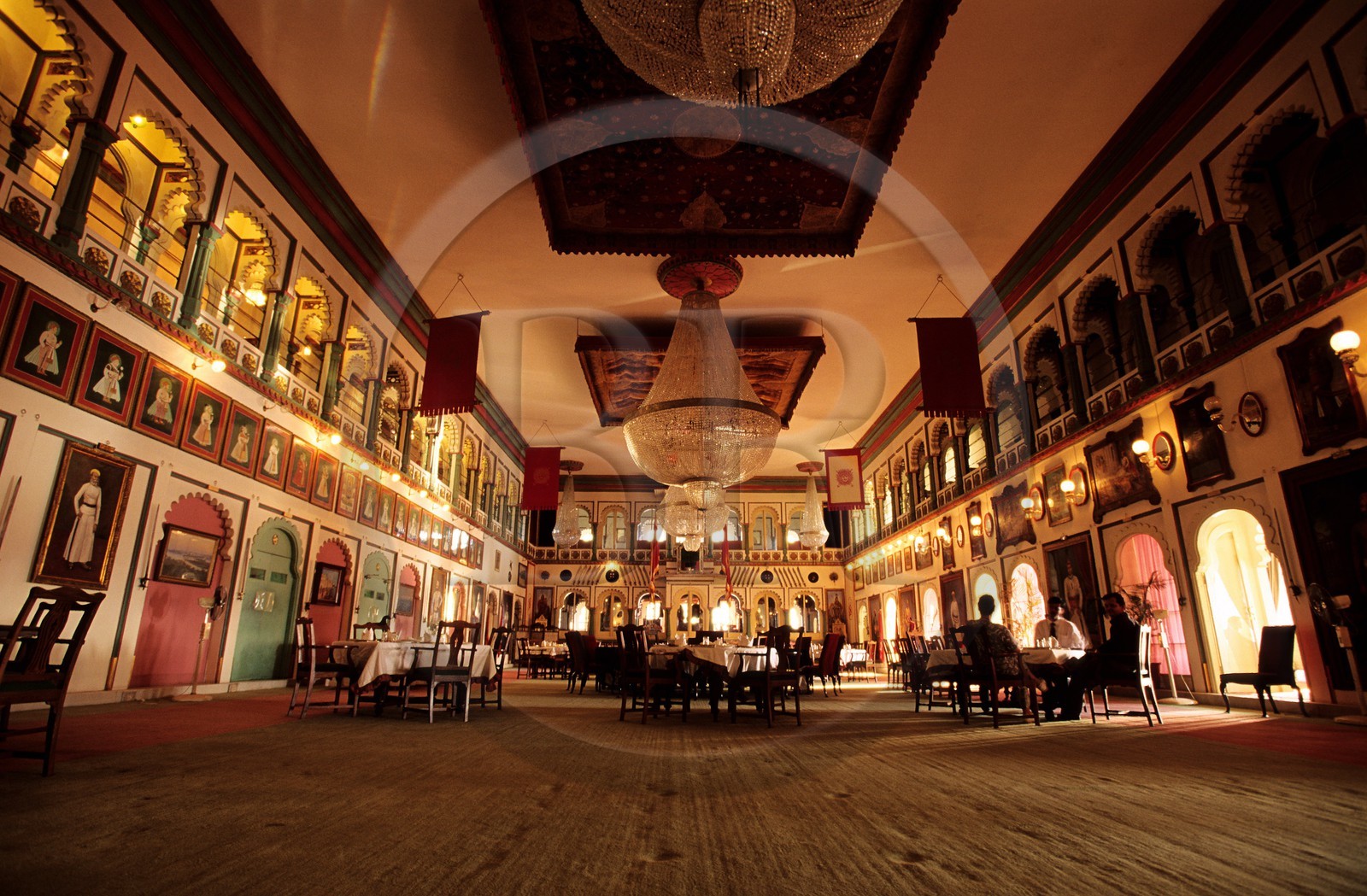 Inde, état du Rajasthan, Udaipur, Le City Palace, Fateh Prakash Palace Hôtel, le grand salon