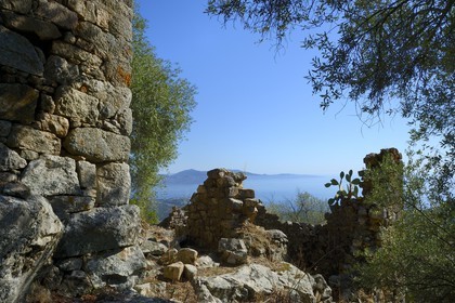 France, Corse-du-Sud (2A), région de Cargèse, les ruines grecques de Paomia qui fut la première implantation de la colonie grec avant Cargèse