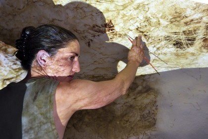 France, Dordogne, Montignac, the Atelier des Fac-Similés du Périgord (Perigord's Facsimile Workshop AFSP) specialised in mineral reproduction of prehistoric painted walls using “stone veil” patented technique and in charge of the Lascaux cave’s walls faithfull reconstitution, reproductions of the paintings by the painter-copyist Sophie, compulsory mention Atelier des Fac-Similés du Perigord