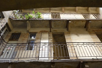 France, Rhone, Lyon, historical site listed as World Heritage by UNESCO, Vieux Lyon (Old Town), traboule (small passageway) connecting the 27 rue du Boeuf to the 54 rue Saint Jean