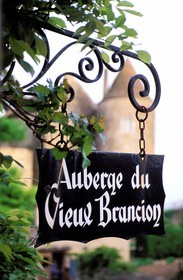 France, Saône-et-Loire (71), Mâconnais, Briançon, l'auberge du vieux Briançon
