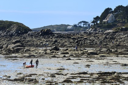 France, Finistère (29), Ile-de-Batz, plage de Pors An Iliz
