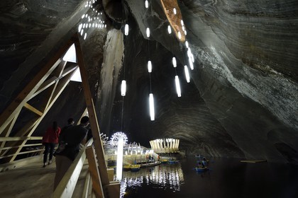 Romania, Transylvania, Cluj region, Turda, former Turda salt mine whose exploitation began in Roman times transformed into a leisure center and health, the underground lake