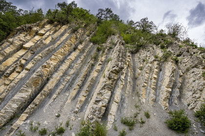 France, Drome, regional natural park of Baronnies provencales, La Charce, the geological site of Serre de l'Ane, 132 million year old limestone-marl geological layers, chaque double strate calcaire marne représente 20000 ans, each double limestone marl layer represents 20,000 years