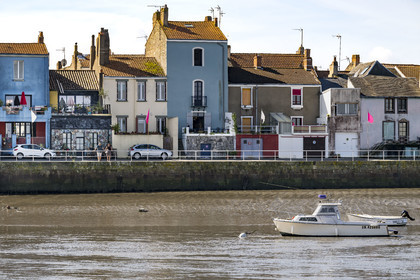 France, Loire Atlantique, Paimboeuf, the house of the artist Dominique Leroy decorated with thousands of electronic components, on the Sadi Carnot quay
