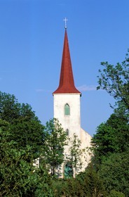 Estonie (Pays Baltes), île de Saaremaa, Péninsule de Sorve, église du village de Jamajala