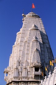 Inde, état du Rajasthan, ville de Jhunjhunu, temple de Rani Sati, Shikhara (tour) du sanctuaire