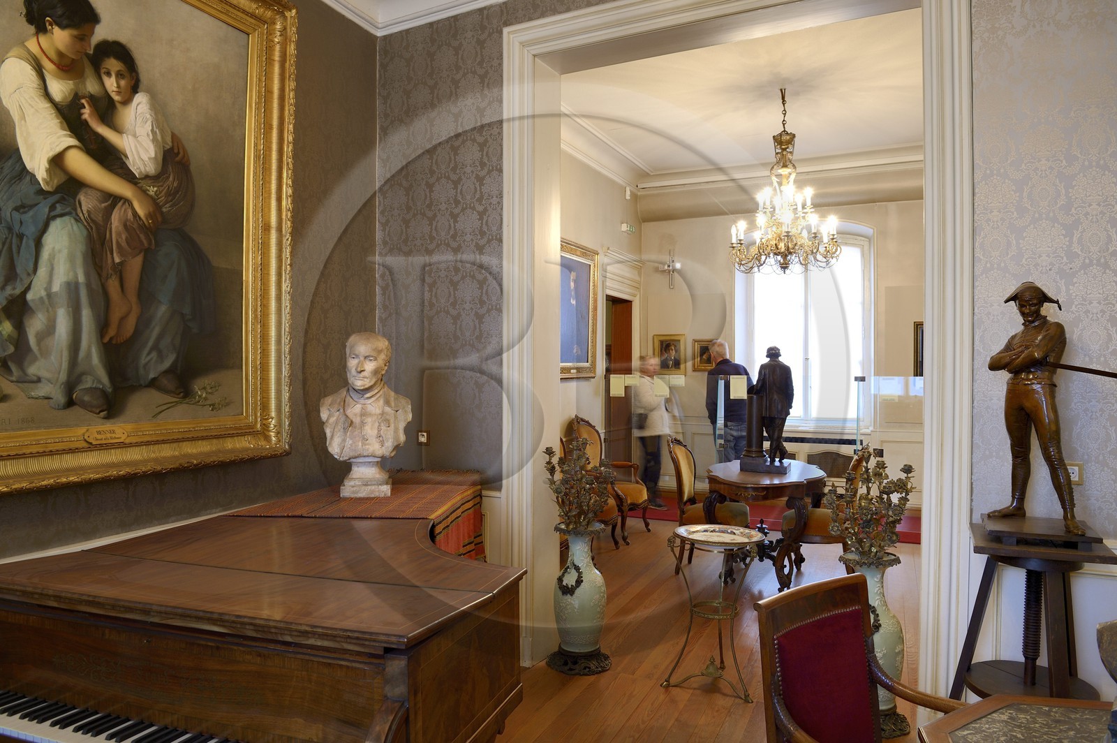 France, Haut-Rhin (68), Colmar, le Musée et maison natale de Bartholdi, reconstitution partielle de l'aménagement du dernier appartement parisien de Bartholdi, Salon de musique