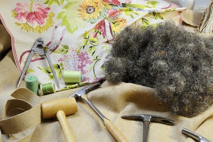 France, Yvelines (78), château de Versailles, ateliers de restauration du château, atelier de tapisserie