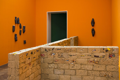 Switzerland, Basel, Kunsthalle Basel, Environmental Hangover, view on Sour Ground (2022), installation de Pedro Wirz
