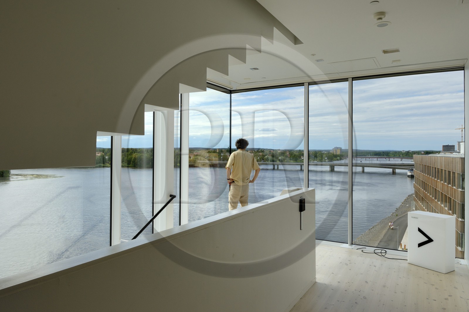 Suède, Comté de Vasterbotten, Umea, le Bildmuseet (Musée d'art contemporain et de la culture visuelle) à Umea Arts Campus en bordure de la rivière Ume (Umeälven)