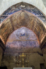France, Haute-Loire (43), Le Puy-en-Velay, étape des chemins de Compostelle, la cathédrale Notre-Dame-de-l'Annonciation du XIIe siècle classée Patrimoine Mondial de l'UNESCO, chapelle latérale souterraine Saint-Martin sous le porche