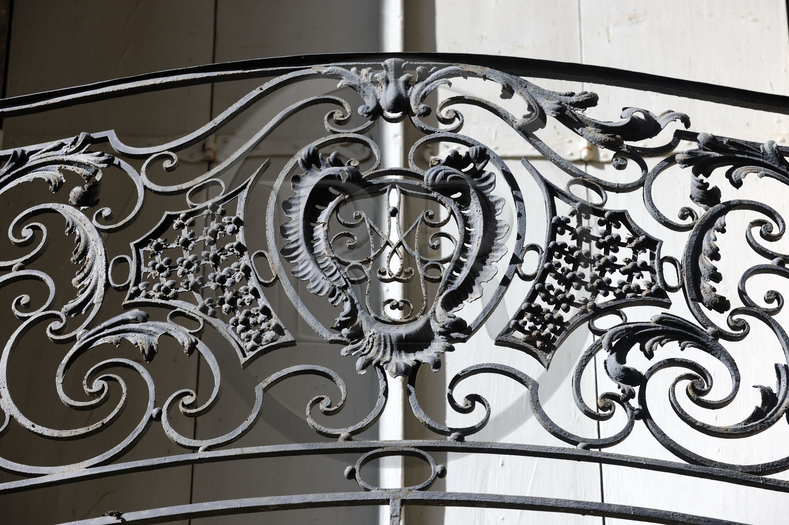 France, Hérault (34), Pézenas, hôtel de Flottes de Sébasan place Gambetta, balcon en fer forgé
