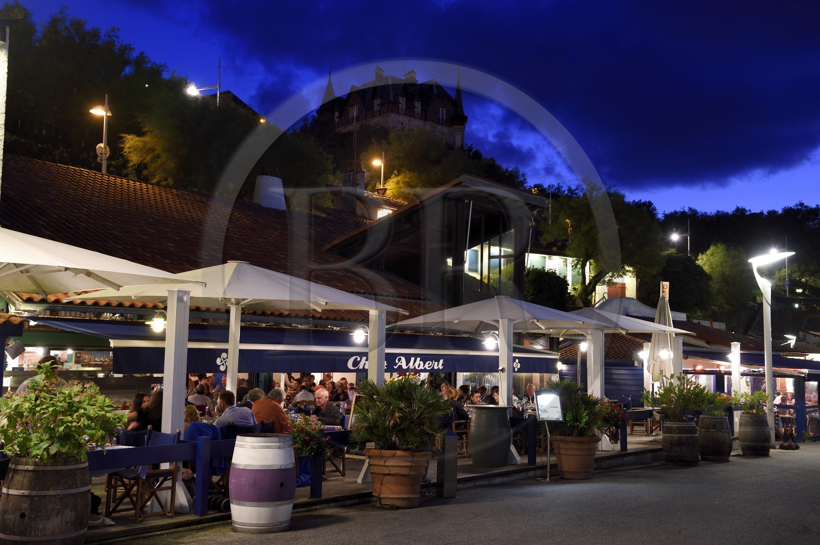 France, Pyrénées-Atlantiques (64), Pays-Basque, Biarritz, le Port des Pecheurs, restaurant Chez Albert